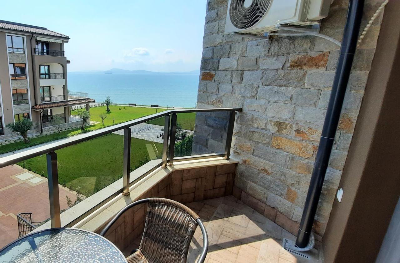 Апартаменты A-19 Sea View Studio-apartmen Sarafovo